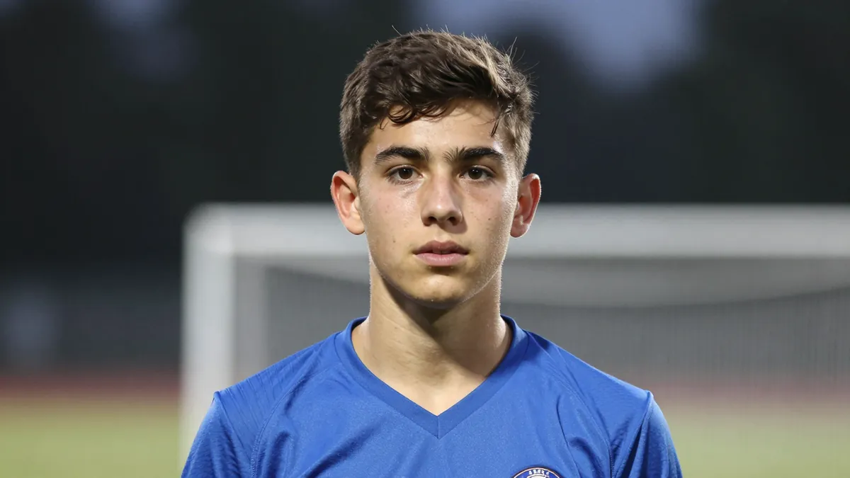 Hyams signs dual deal with White Ensign, boosting Southend prospects